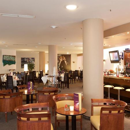 Mercure Hotel Berlin Tempelhof Exterior foto