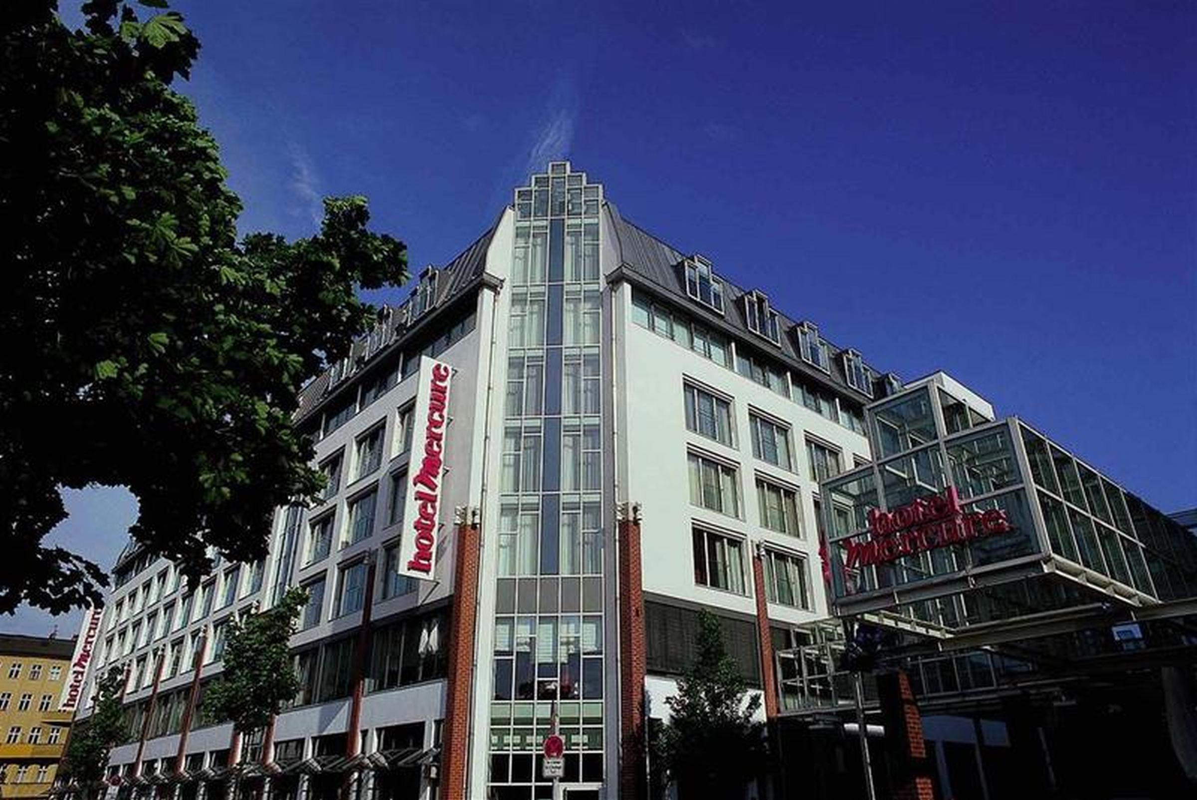 Mercure Hotel Berlin Tempelhof Exterior foto