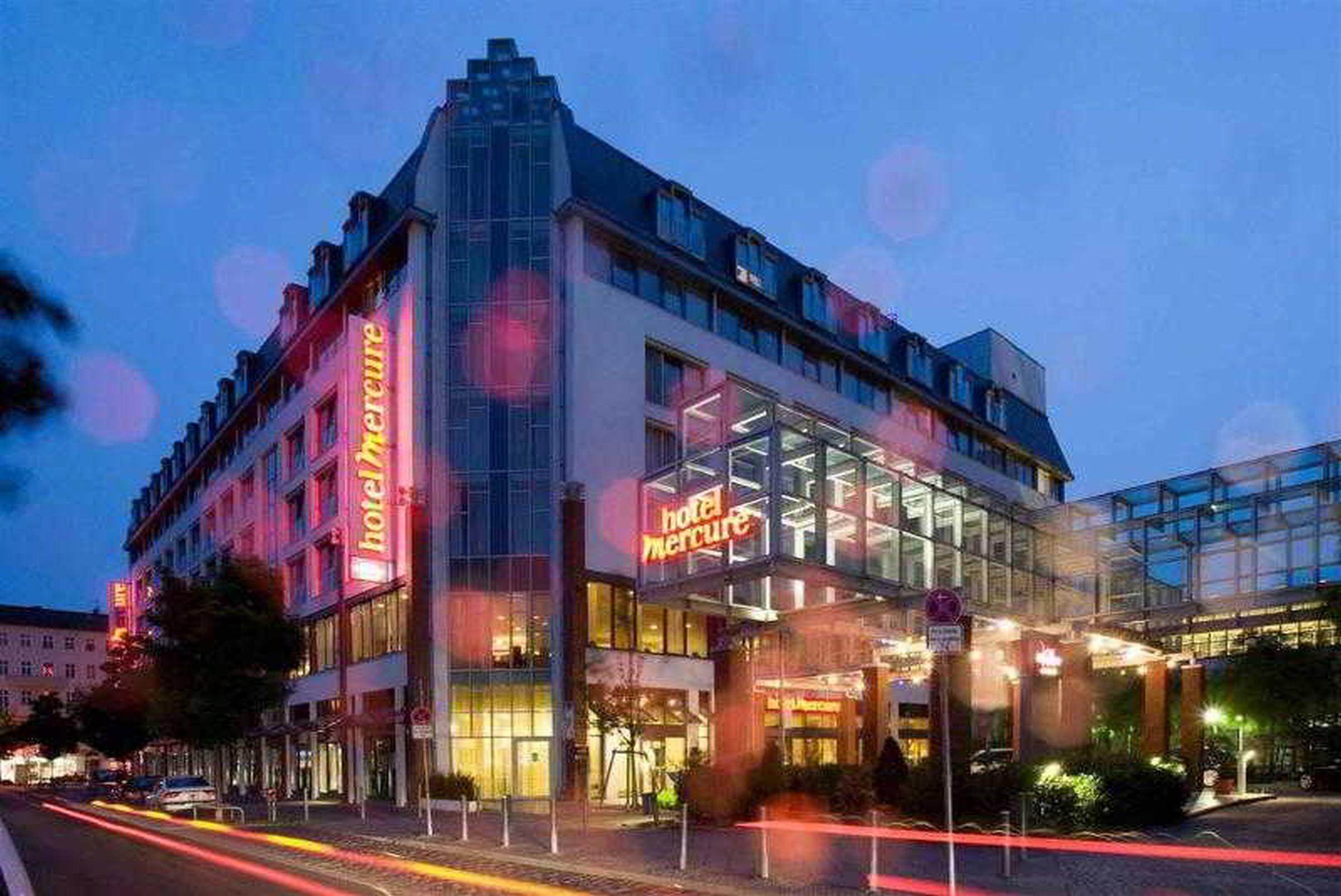 Mercure Hotel Berlin Tempelhof Exterior foto